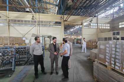 بازدید سید علیرضا بنی هاشمی از کارخانه قوای محرکه بم